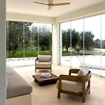 Villa Contemporary With Pool And Sea View In *