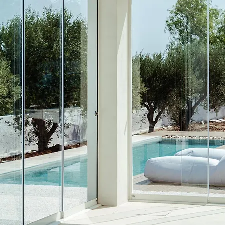 Contemporary With Pool And Sea View In * Ostuni